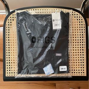 Figs M Leon two top pocket